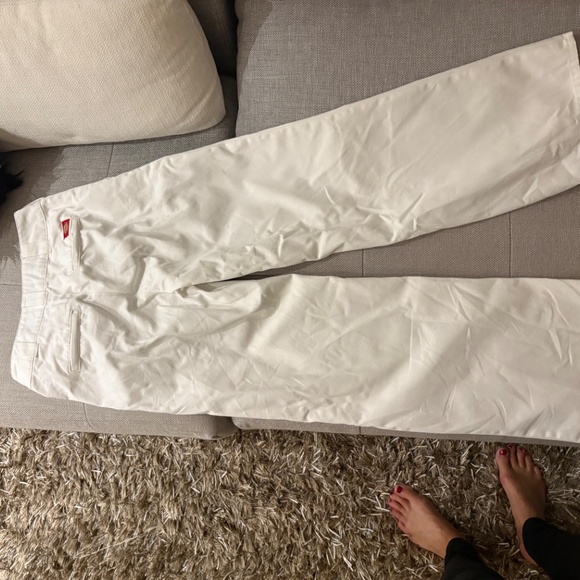 Dickies white jeans size 26.    Price 29$ - Picture 3 of 9